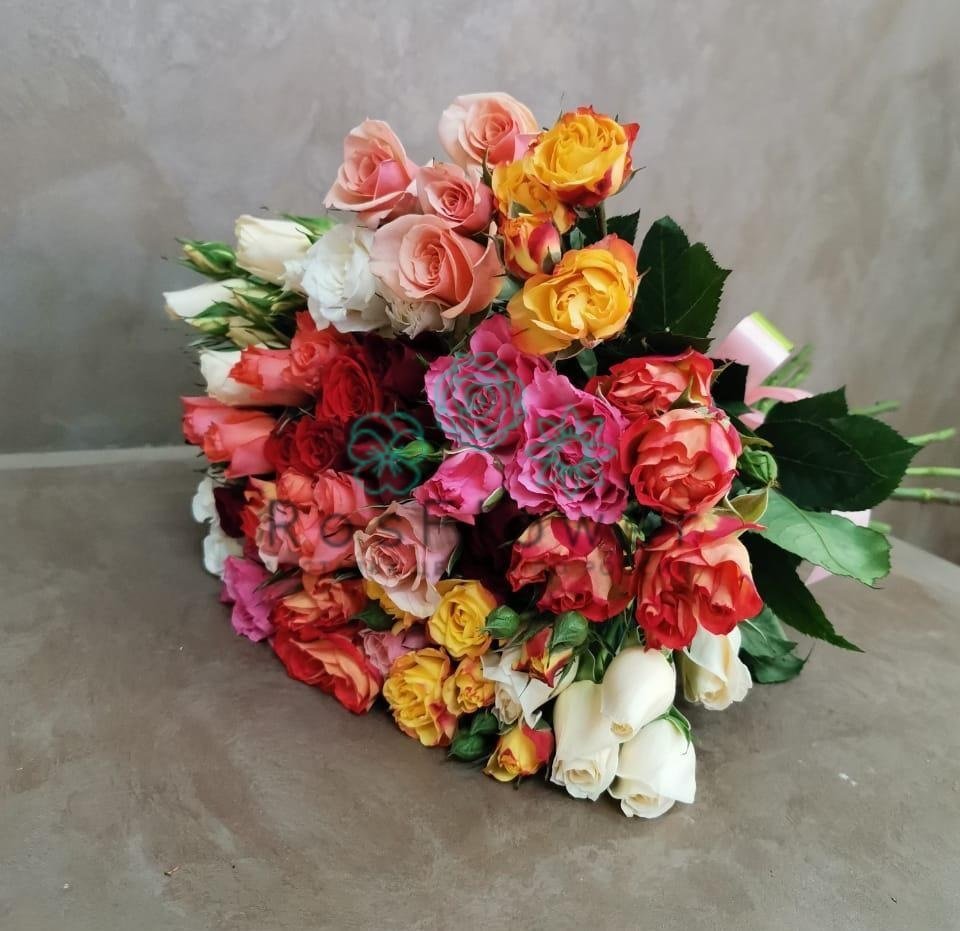 Букет цветов из: Розы в Пришибе