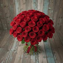 Букет 55 Красных роз Фридом #REPLACE_PRED# Пришибе
