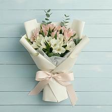 Букет цветов из:  Альстромерии в Пришибе