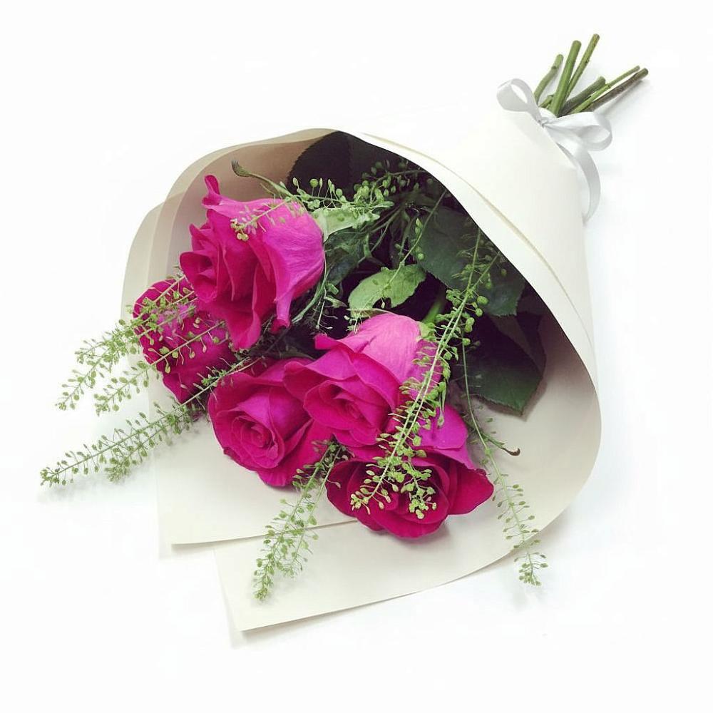 Букет цветов из: Розы в Пришибе