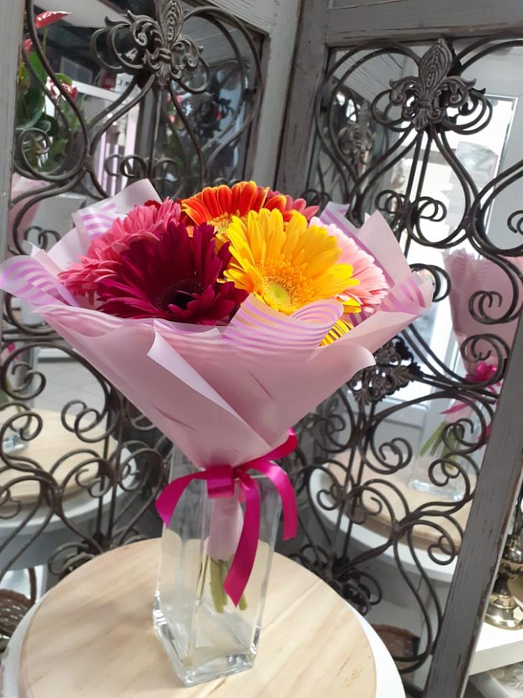 Букет цветов из: Герберы в Пришибе