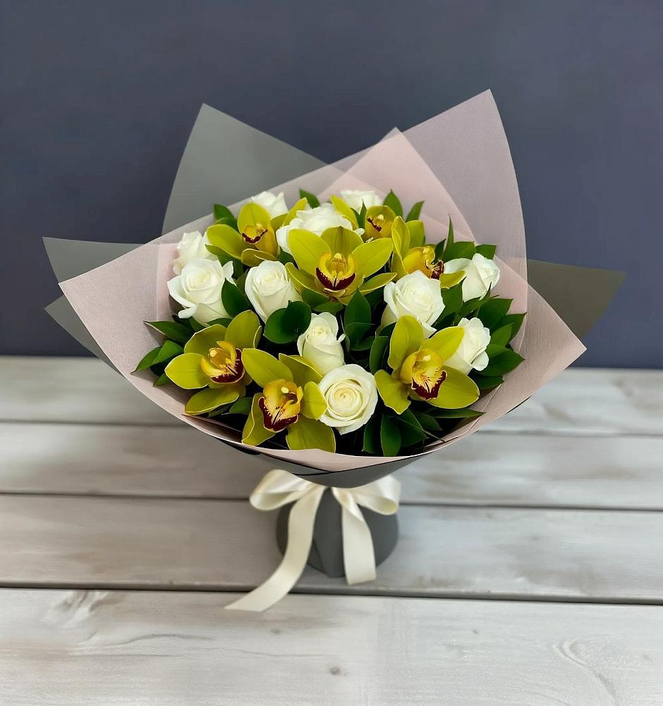 Букет цветов из: Орхидеи и Розы в Пришибе