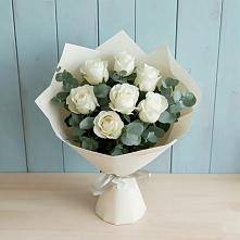 Букет Белые розы в Эвкалипте в Пришибе