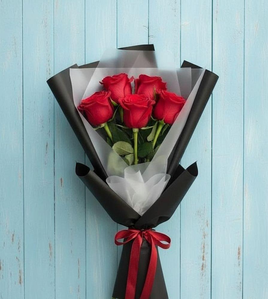 Букет цветов из: Розы в Пришибе