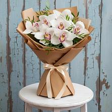 Букет цветов из:  Орхидеи и Розы в Пришибе