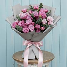 Букет цветов из:  Розы в Пришибе